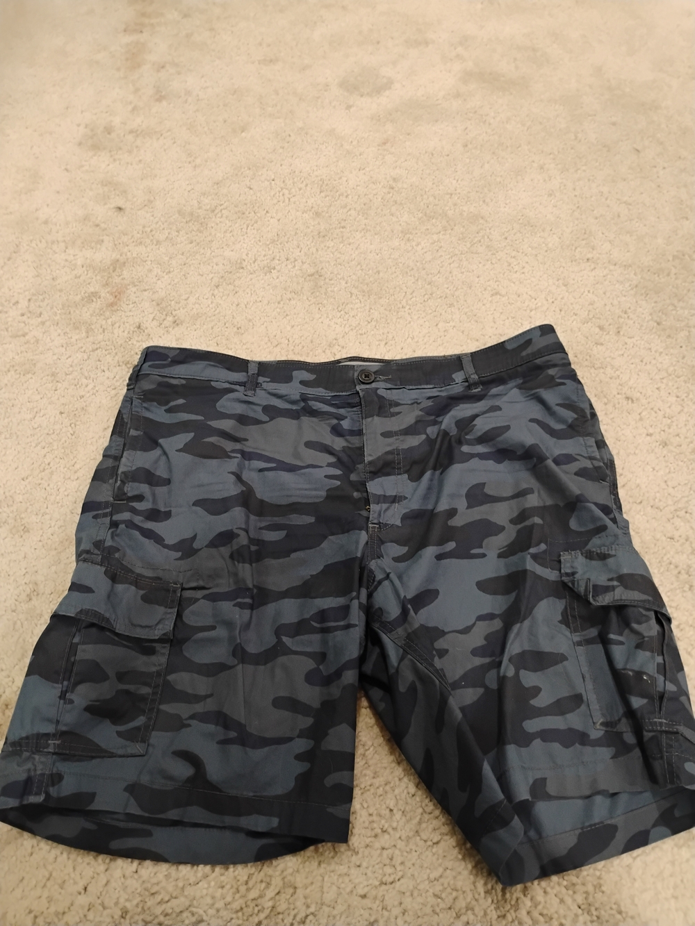 Lee Men's Gray-Blue Camo Cargo Shorts
